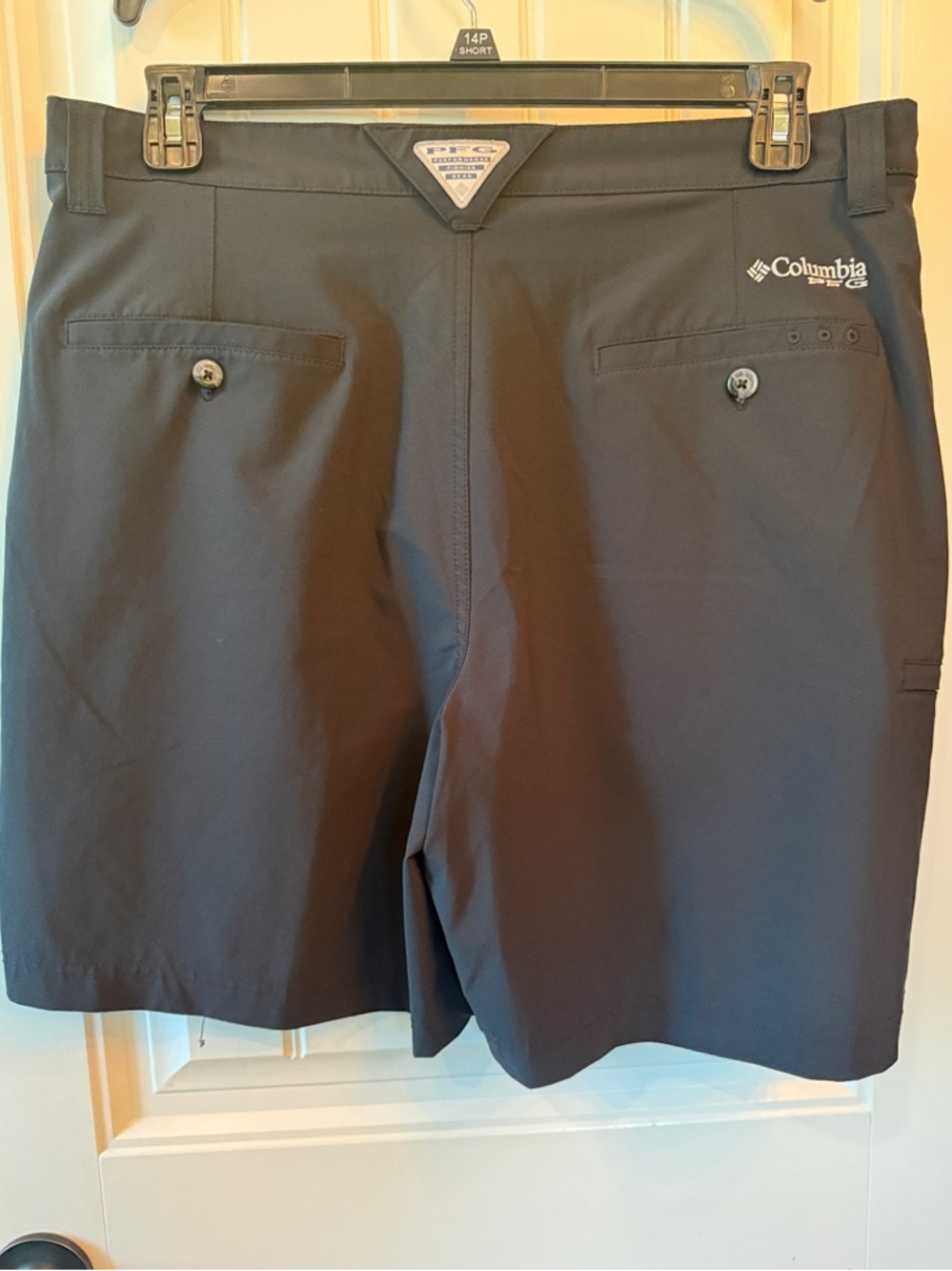 Columbia Men's Flat Front Shorts - Black